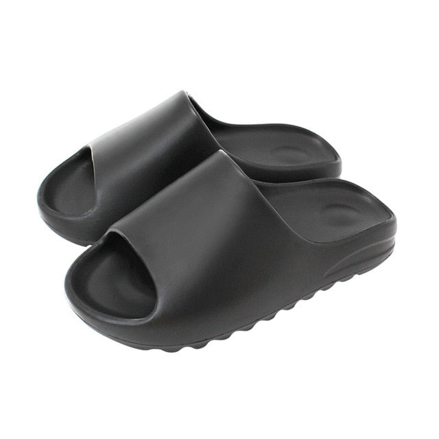 THE CLAIRE PARIS - SLIPPERS