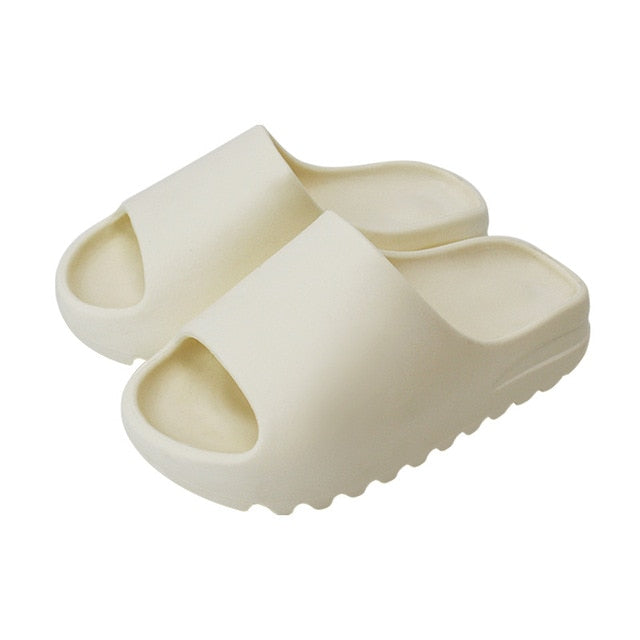 THE CLAIRE PARIS - SLIPPERS